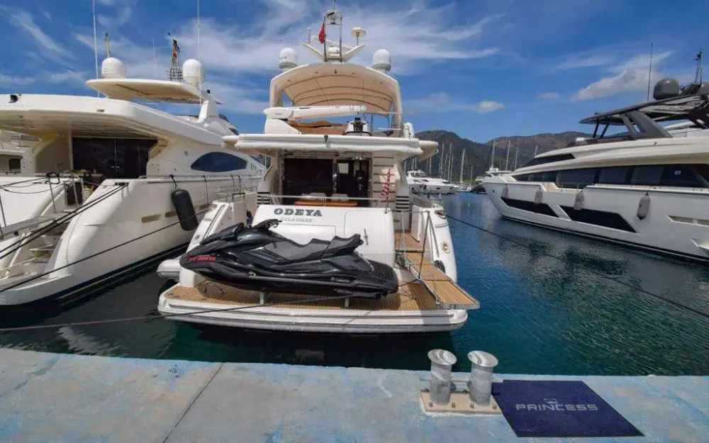 slider 12 Princess  23 M