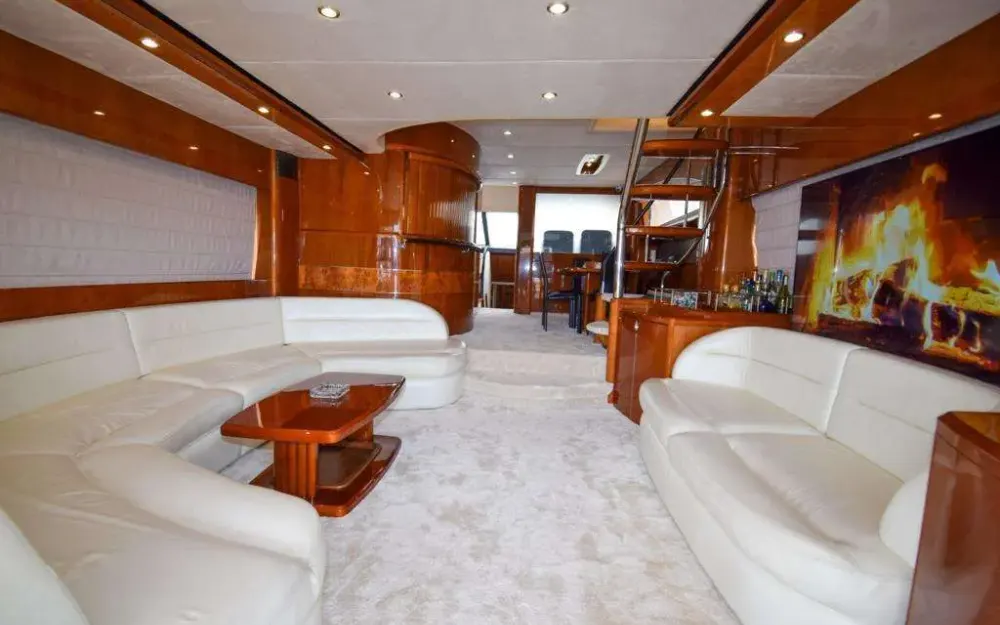 slider 16 Princess  23 M
