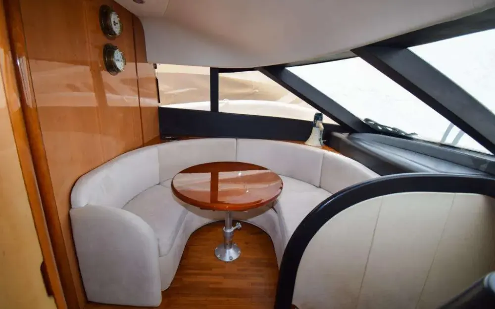 slider 19 Princess  23 M
