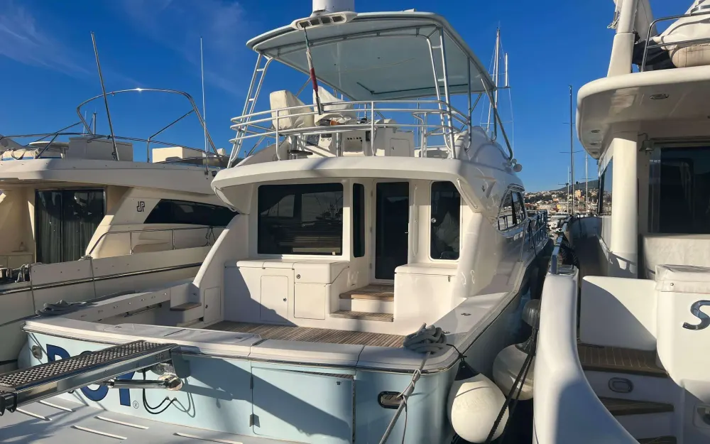 slider 16 Bertram  630