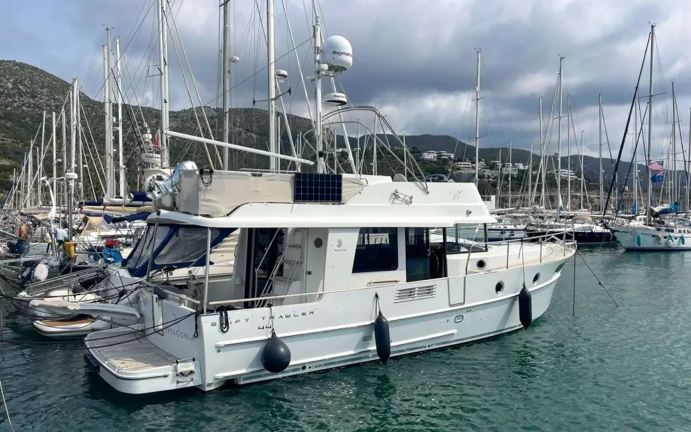 slider 0 Beneteau Swift Trawler 44