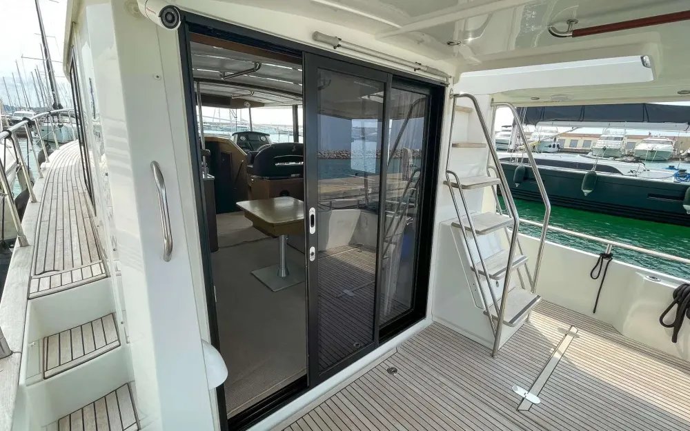slider 19 Beneteau Swift Trawler 44