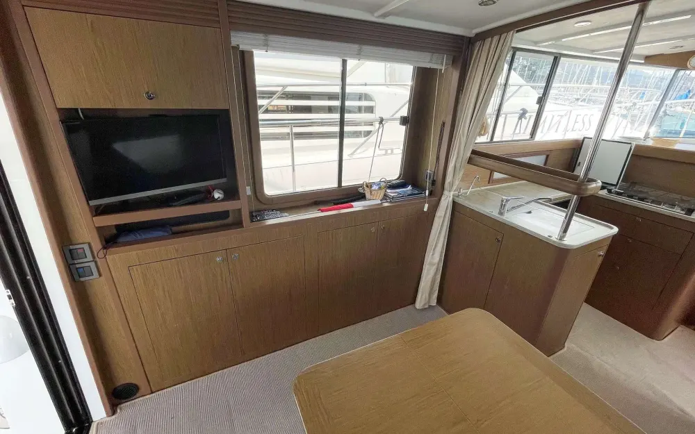slider 25 Beneteau Swift Trawler 44