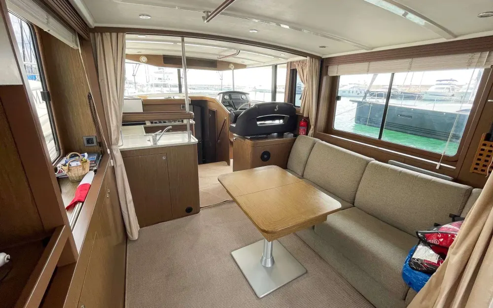 slider 28 Beneteau Swift Trawler 44