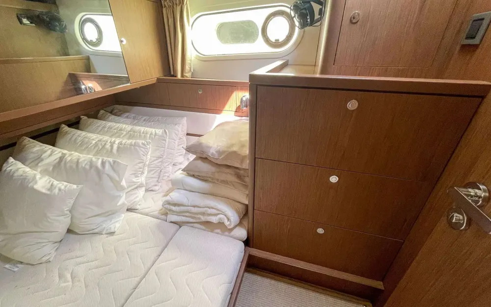 slider 29 Beneteau Swift Trawler 44