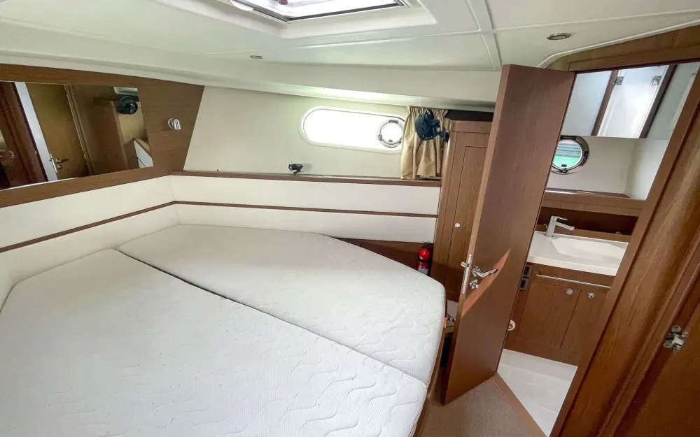 slider 4 Beneteau Swift Trawler 44