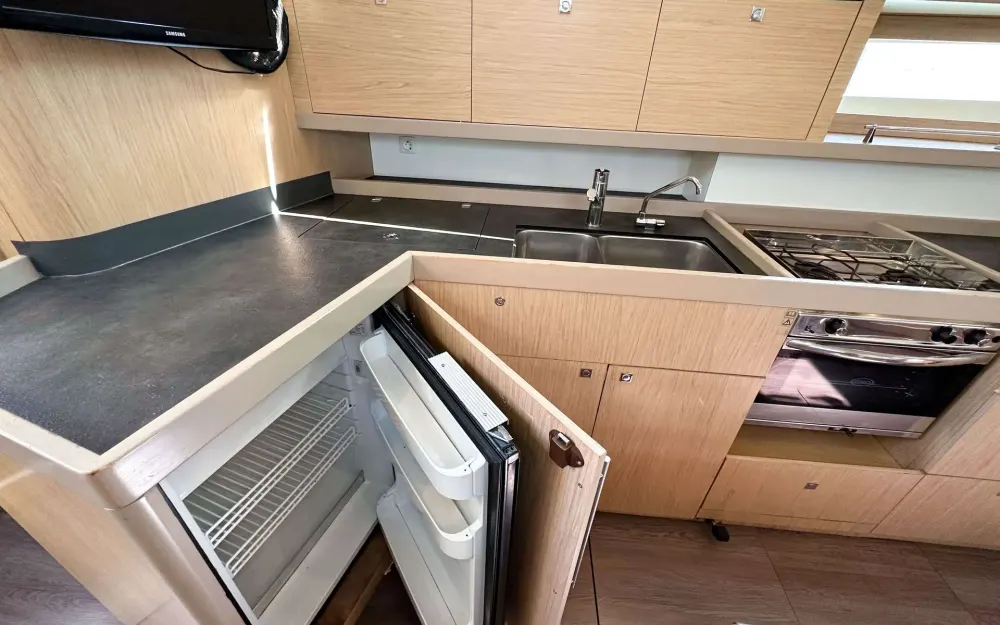 slider 13 Beneteau Oceanis 45