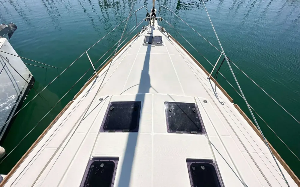 slider 4 Beneteau Oceanis 45