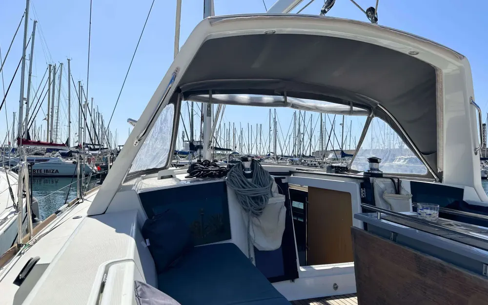 slider 5 Beneteau Oceanis 45