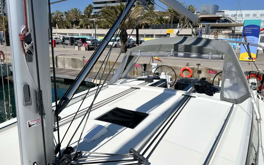 slider 6 Beneteau Oceanis 45