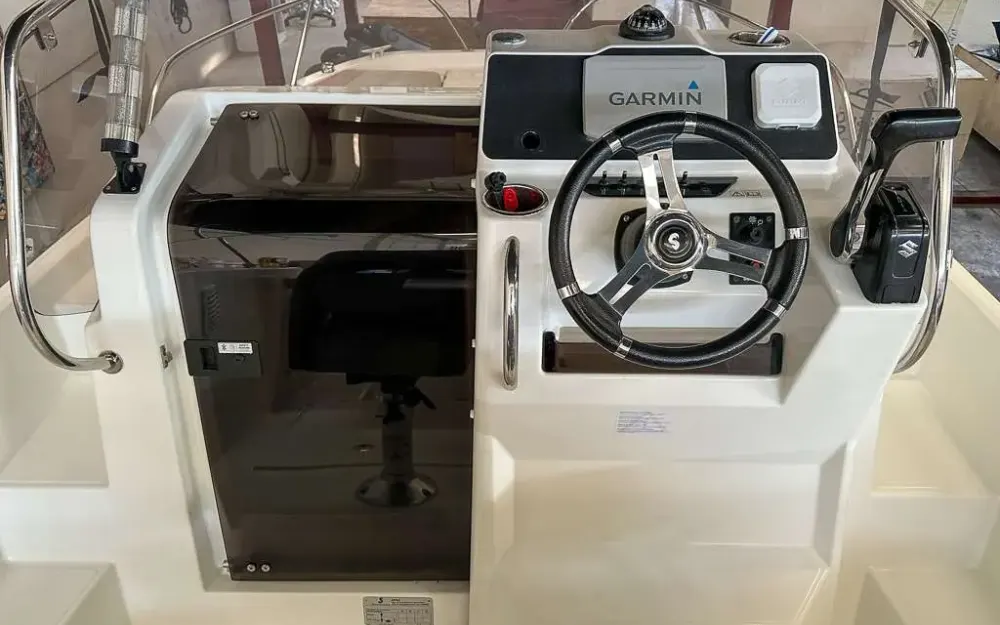 slider 5 Beneteau Flyer 6 SUNdeck