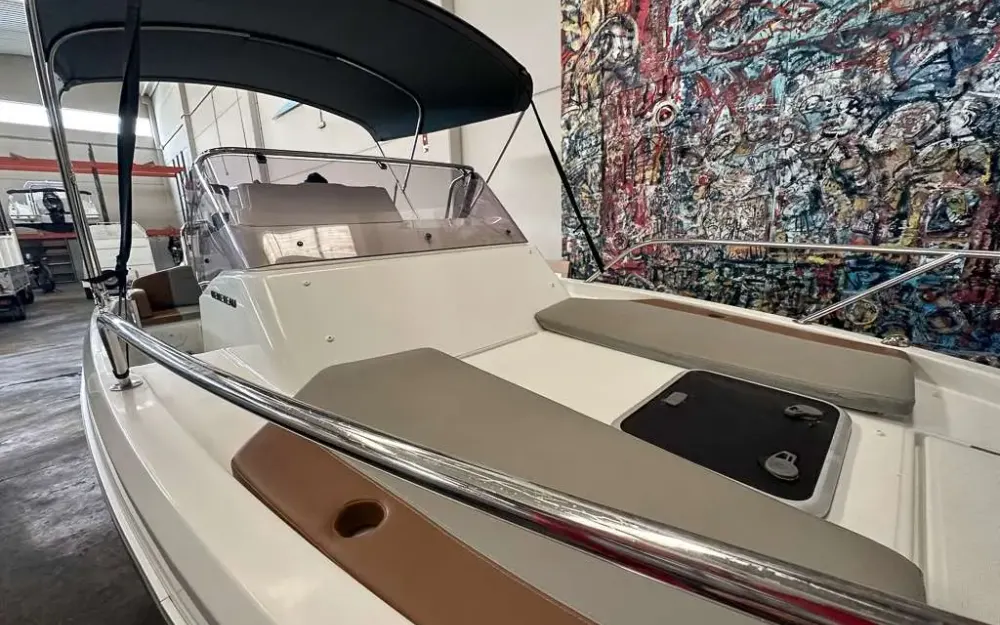slider 7 Beneteau Flyer 6 SUNdeck