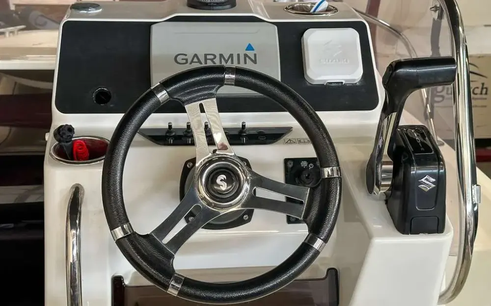 slider 8 Beneteau Flyer 6 SUNdeck