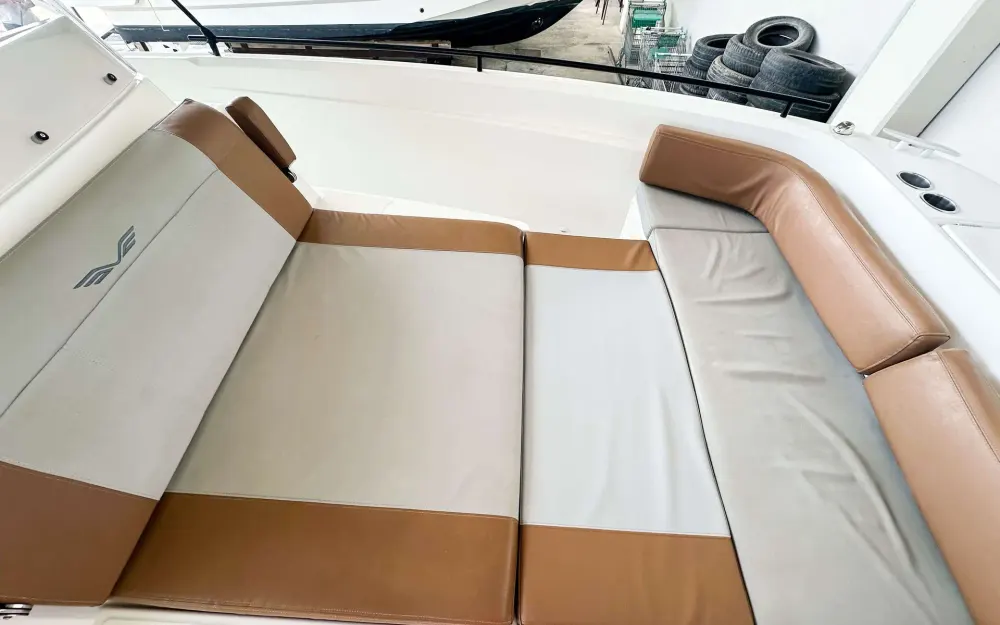 slider 28 Beneteau Flyer 9 Spacedeck