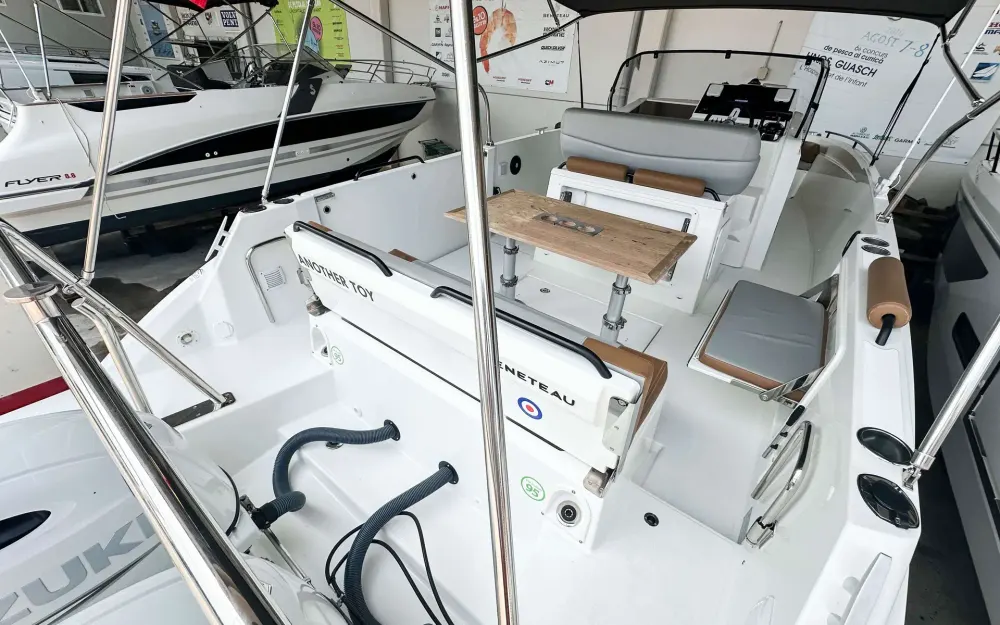 slider 32 Beneteau Flyer 9 Spacedeck