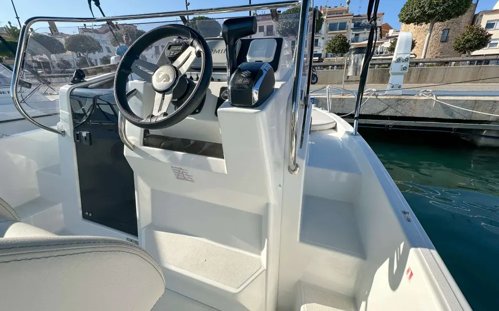 slider 11 Beneteau Flyer 6 SUNdeck
