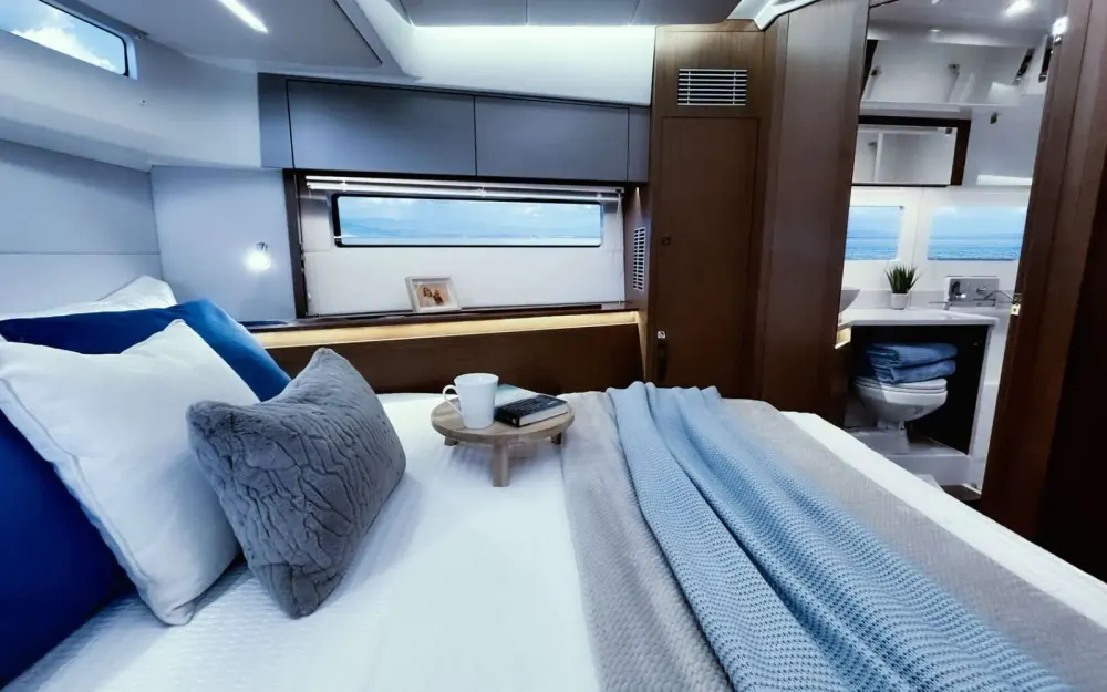 slider 20 Beneteau Antares 12