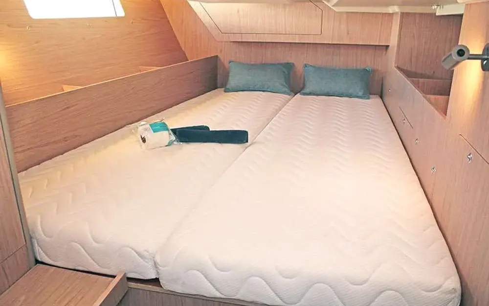 slider 10 Beneteau Oceanis 41.1