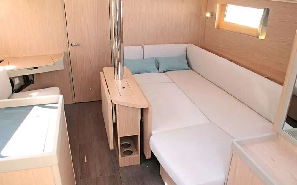 slider 6 Beneteau Oceanis 41.1