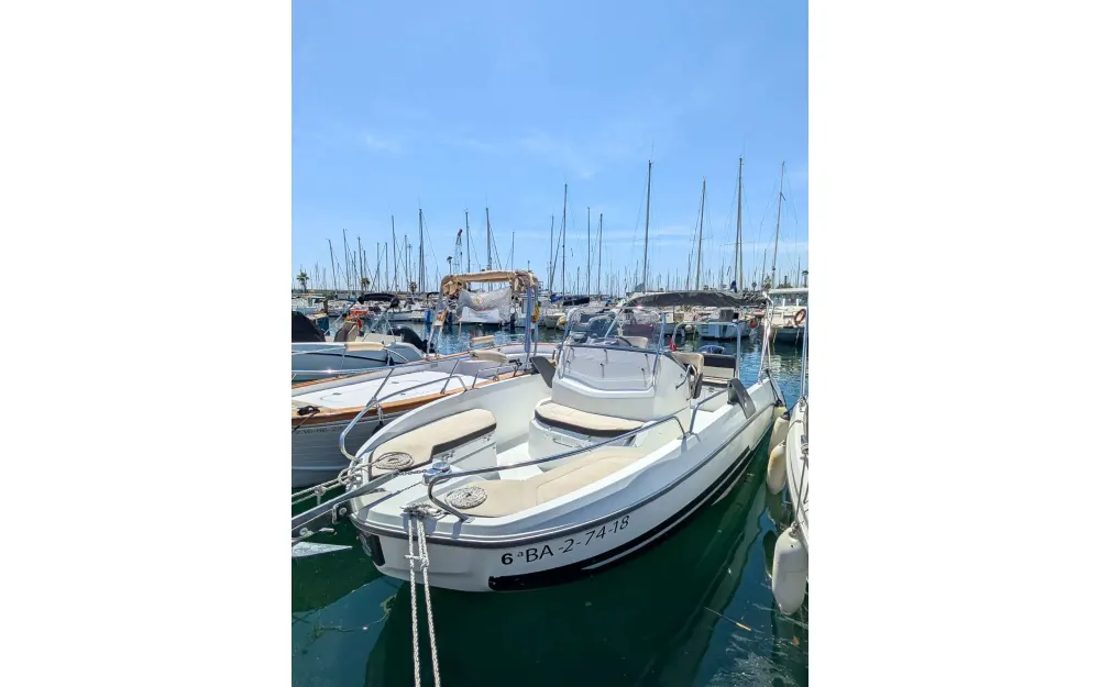 slider 3 Beneteau Flyer 6.6 SPACEdeck