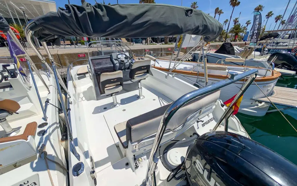 slider 6 Beneteau Flyer 6.6 SPACEdeck