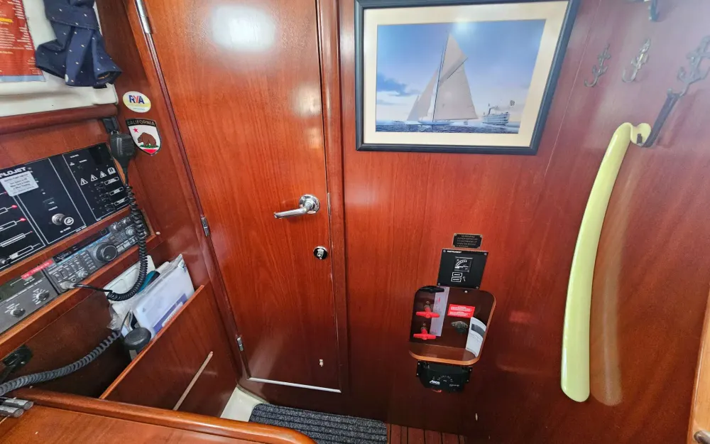 slider 3 Beneteau Oceanis 36 CC