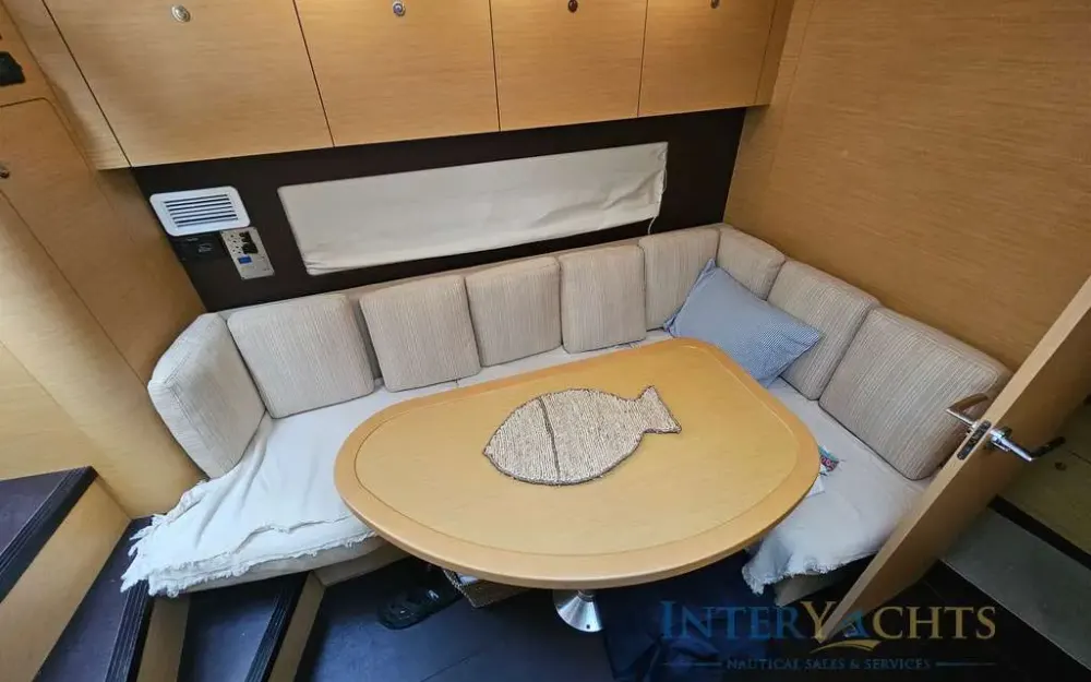 slider 17 Beneteau Monte Carlo 37