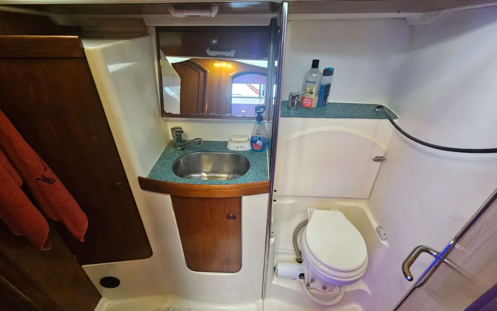 slider 4 Jeanneau Sun Odyssey 43