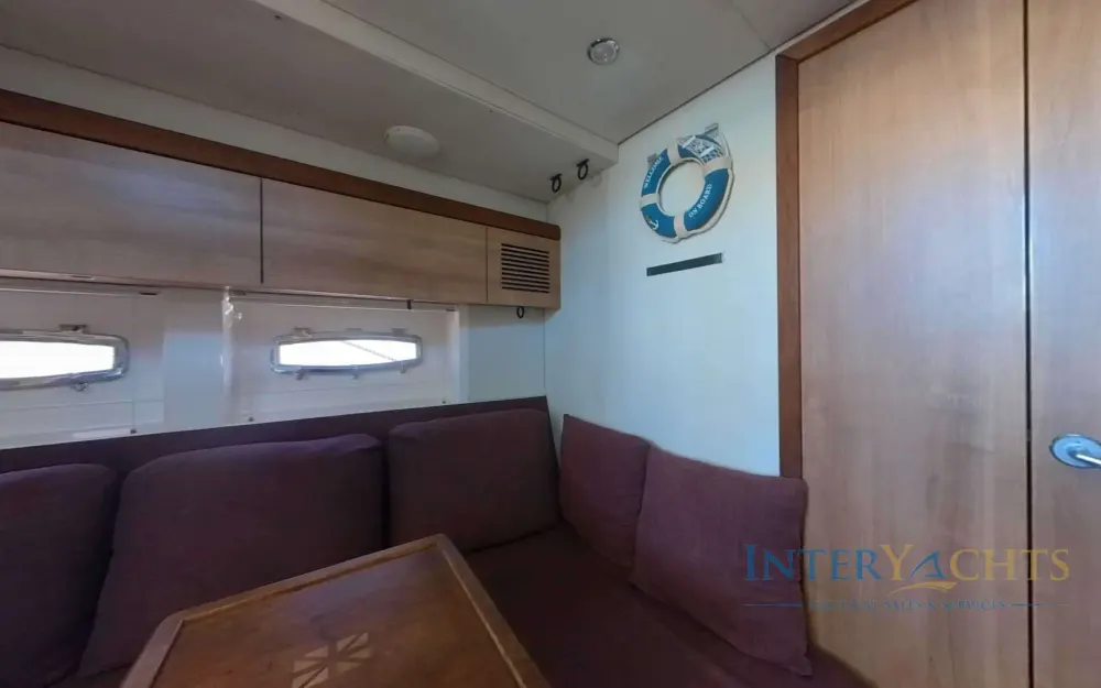 slider 1 Sealine  SC 35
