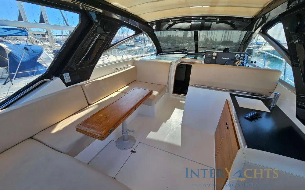 slider 33 Sealine  SC 35
