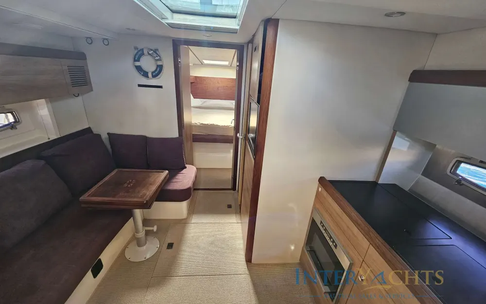 slider 6 Sealine  SC 35