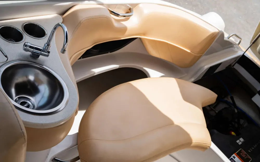slider 1 Four Winns Horizon 260