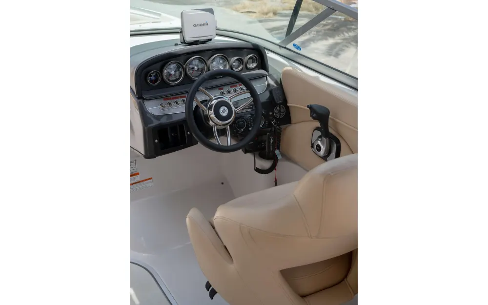 slider 8 Four Winns Horizon 260