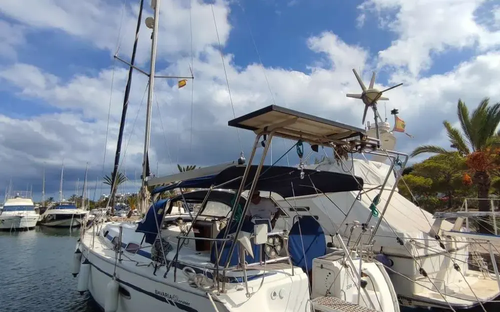 slider 0 Bavaria 42 cruiser