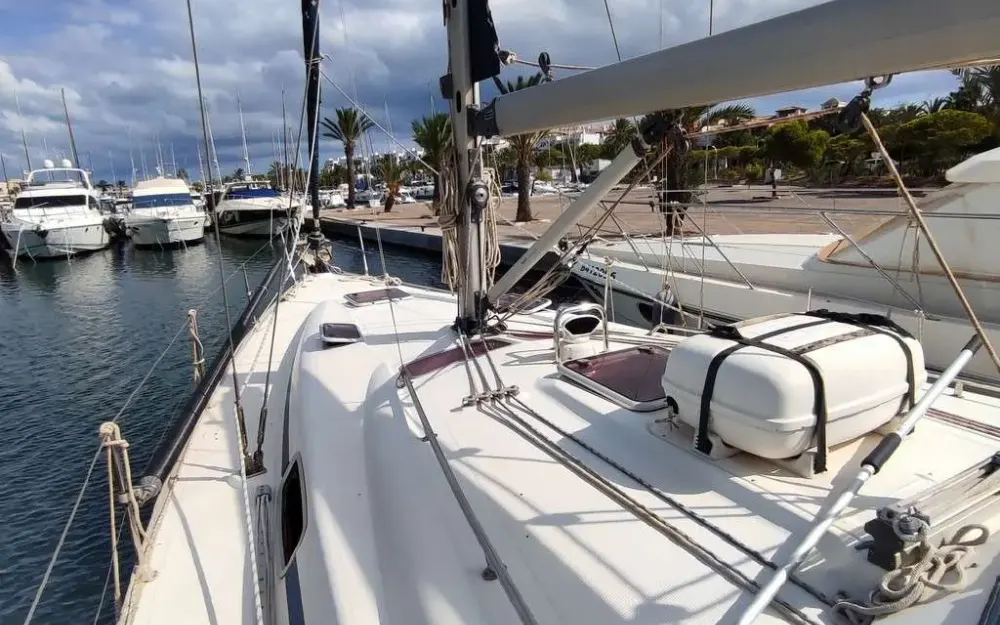slider 9 Bavaria 42 cruiser