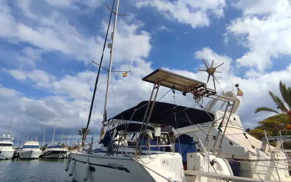 slider 14 Bavaria 42 cruiser