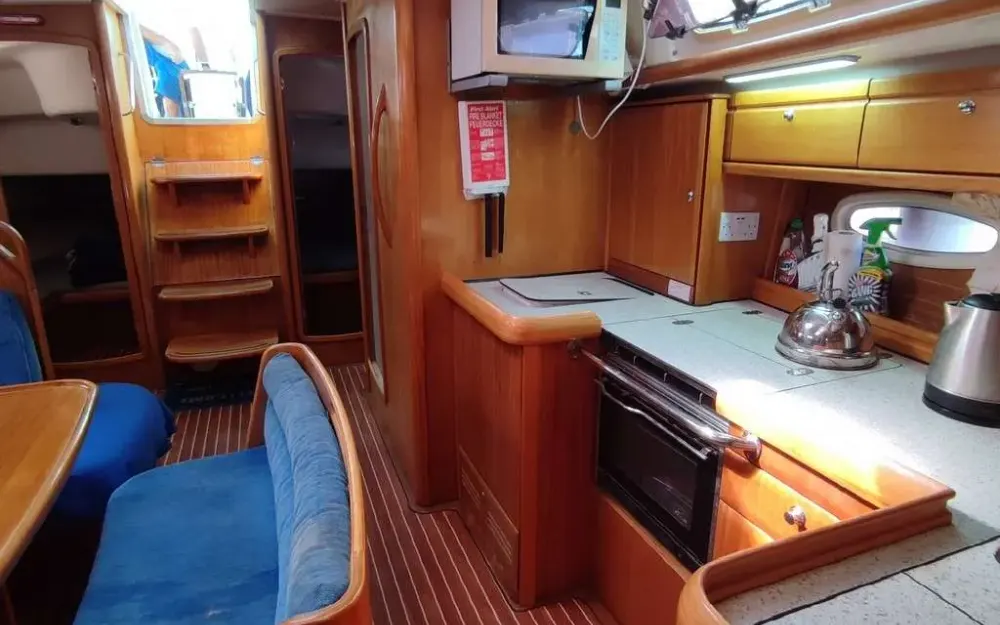 slider 22 Bavaria 42 cruiser