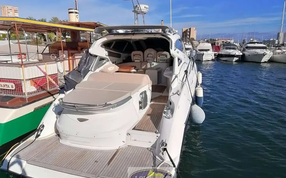slider 2 Cranchi Mediterranee 47 Hard Top