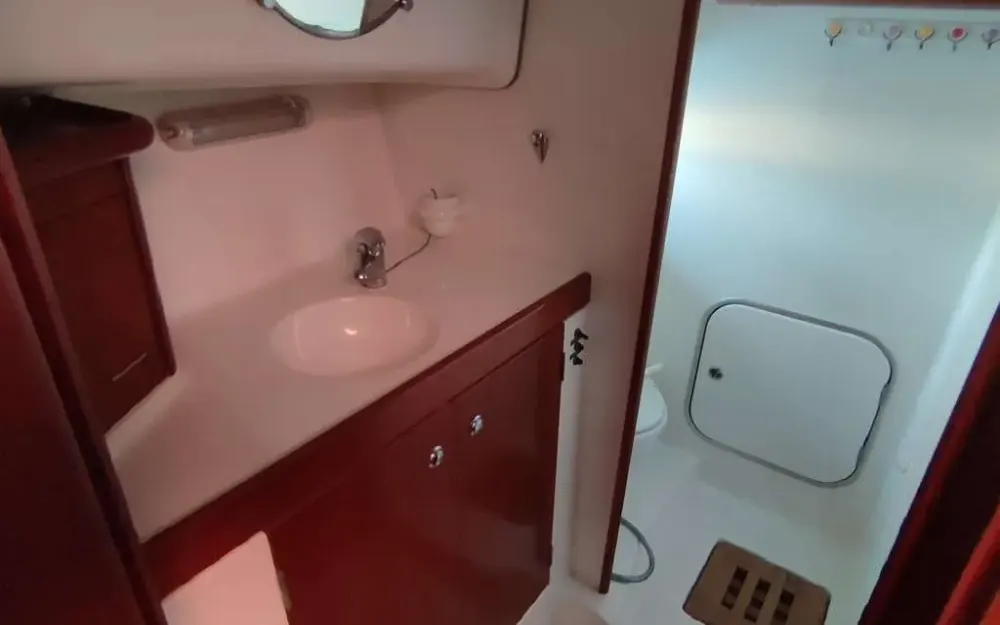 slider 16 Beneteau Antares 10.80 Fly
