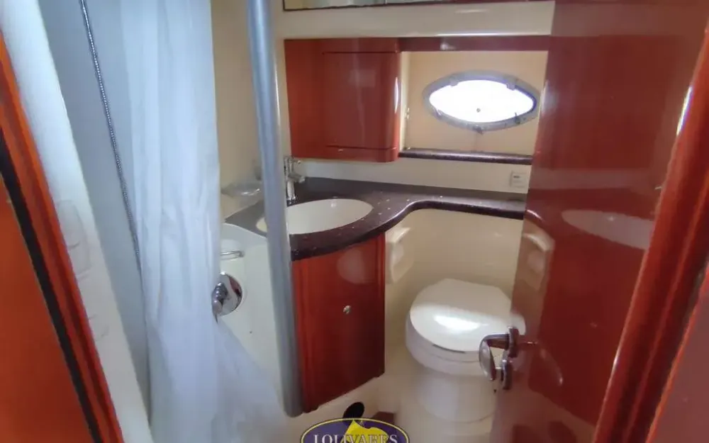 slider 13 Fairline Phantom 40