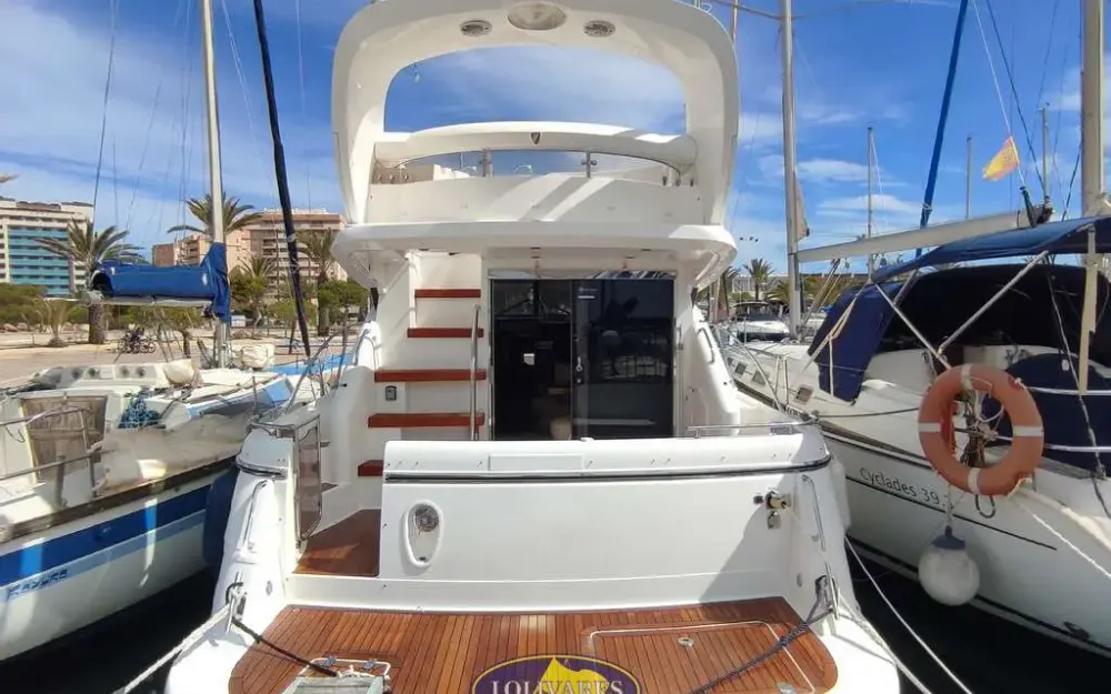 slider 16 Fairline Phantom 40