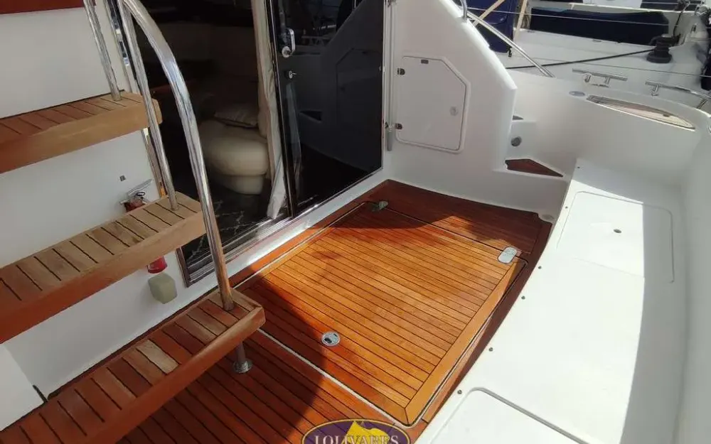 slider 20 Fairline Phantom 40