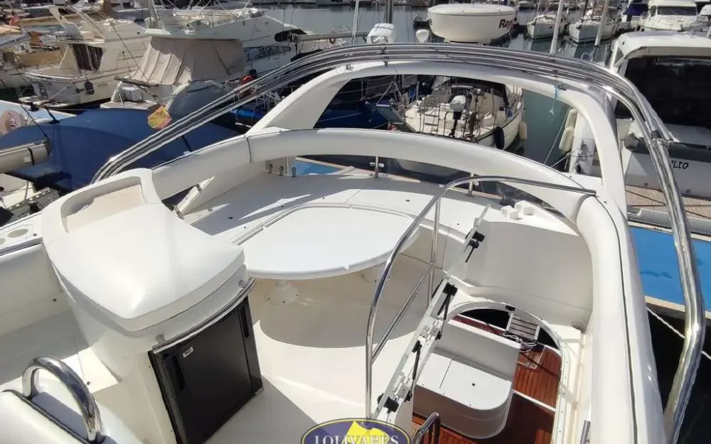slider 21 Fairline Phantom 40