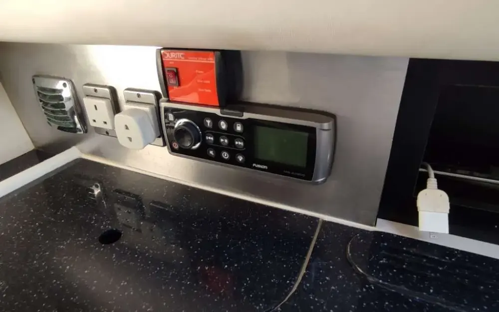 slider 18 Fairline Targa 34