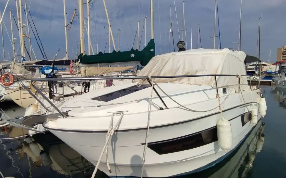 slider 0 Beneteau Antares Serie 9