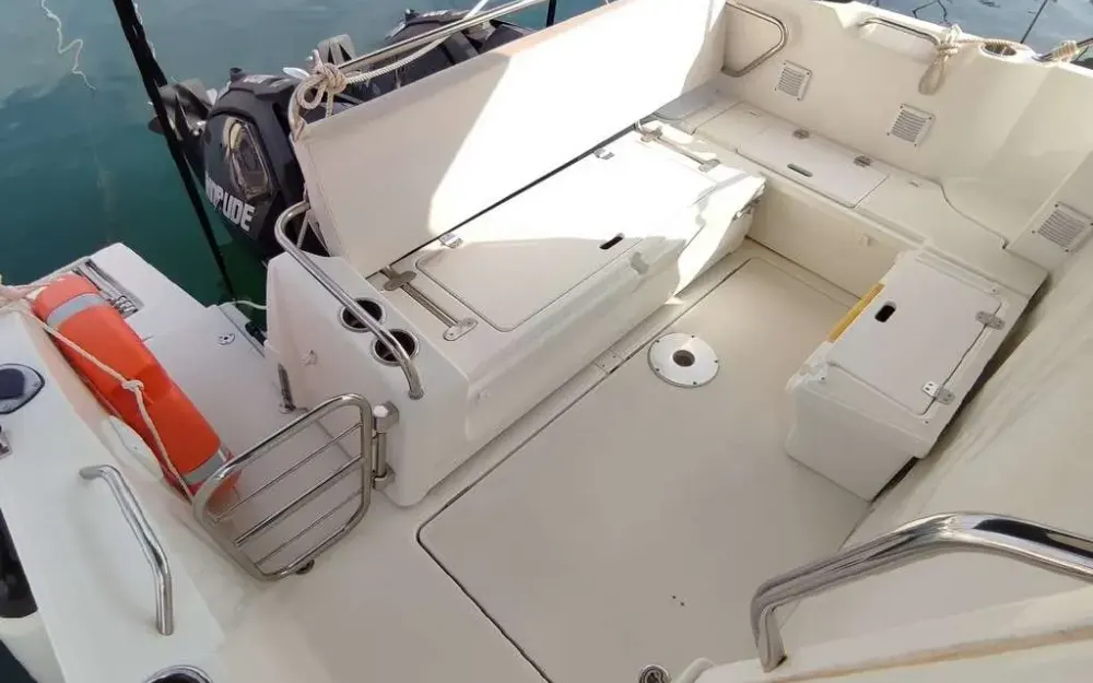 slider 10 Beneteau Antares Serie 9