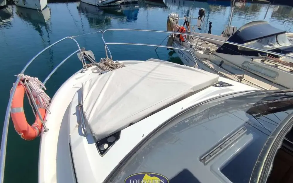 slider 10 Jeanneau Leader 30