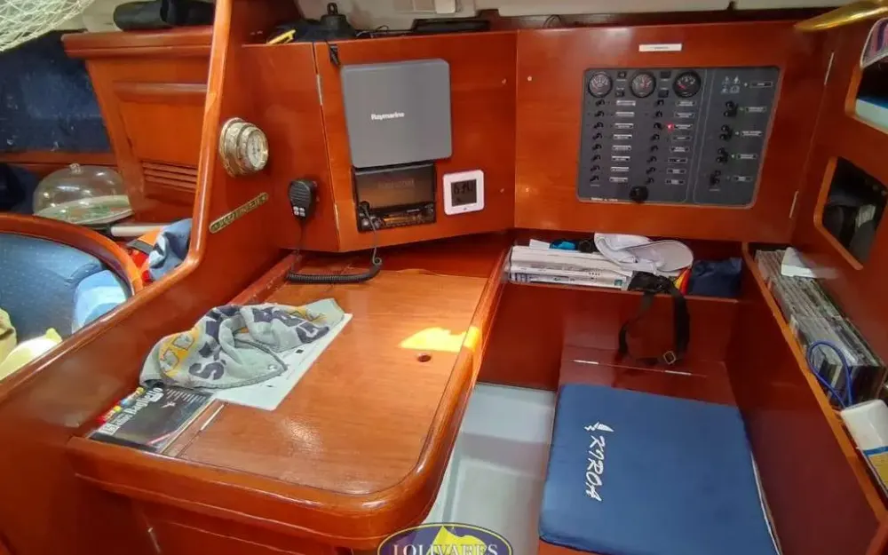 slider 16 Beneteau Oceanis 423