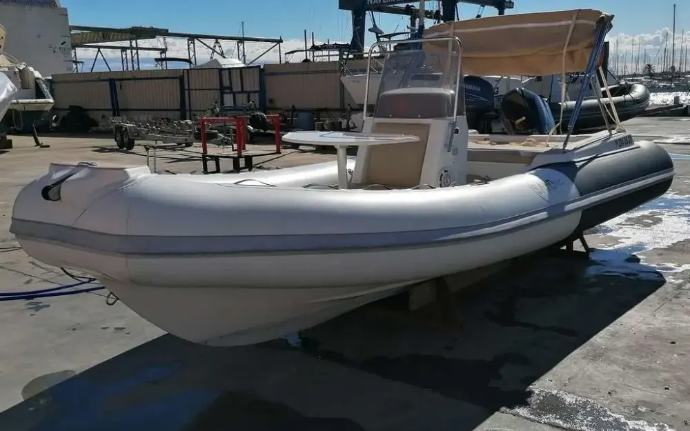 slider 0 Sand Boats G20