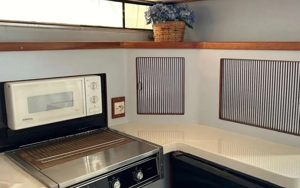 slider 7 Sea Ray  340 Express Cruiser